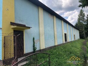 Stavebný pozemok 4280 m2 s halou v Túranoch - 9