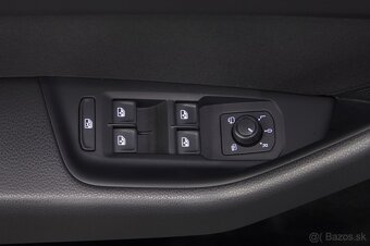 Volkswagen Passat B8 Variant 2.0 TDI 110kW DSG automat - 9