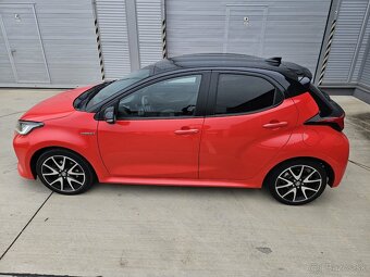 Toyota Yaris 1.5 Hybrid e-CVT Premiere Edition - 9