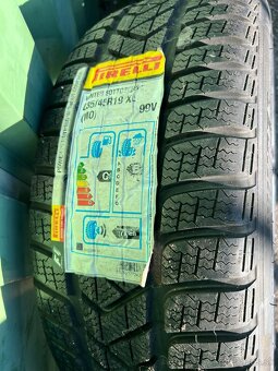 Zimná sada disky Mercedes GLA, r19, 235/45R19 - 9