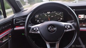 Volkswagen Touareg ,R line,3,0 TDI ,210kw.full výbava, - 9