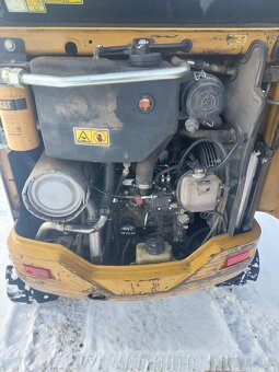 Minibager Caterpillar Cat 301.8 - 9