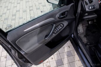 Ford Galaxy 2.0 TDCi DPF Titanium / Automat / 96kW - 9