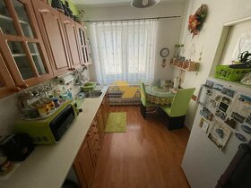 Predám rodinný dom s garážou v Palárikove - 9