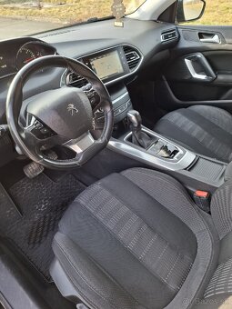 Peugeot 308sw 1.6Hdi - 9