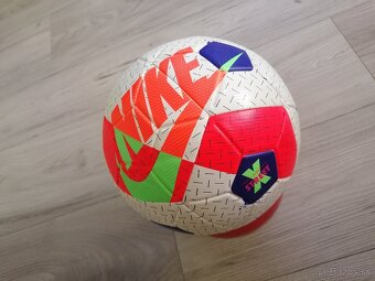 Futbalové lopty - 9