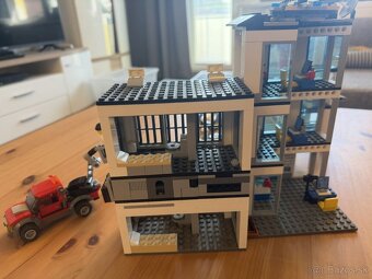 Predám lego policajnu stanicu - 9