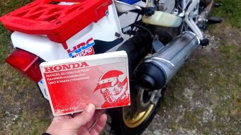 Honda Africa Twin XRV750 RD04 - 9