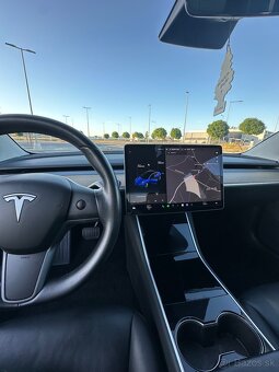 Tesla 3 2019 Dual Motor Long Range - 9