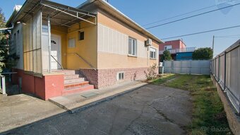 PREDAJ: 3IZBOVÝ RODINNÝ DOM, BLAŽOV - OKR. DUNAJSKÁ STREDA - 9