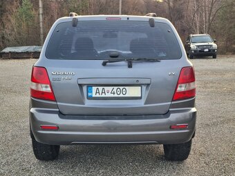 KIA SORENTO 2,5CRDi 4x4 - 9