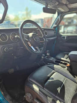 JEEP WRANGLER Sahara V6 3.6 - 9