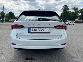 Škoda Octavia combi 2,0TDI DSG - 9