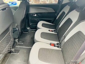 Citroen C4 Picasso - 9