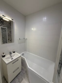 Modern 3-room apartment - Košice - Terrace - 9
