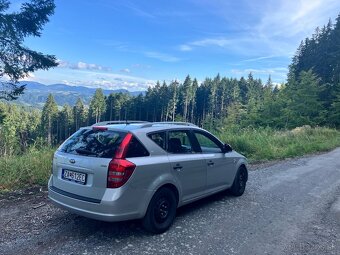Kia Ceed combi 1.6 66Kw - 9
