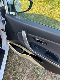 Kia Ceed Silver 1.4 CVVT, 73,6 kW, r. 2017 - 9