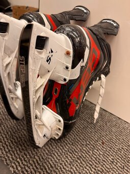 BRUSLE CCM JETSPEED FT6 VEL. 44/9D - 9