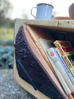 Nočný stolík z masívu - 9