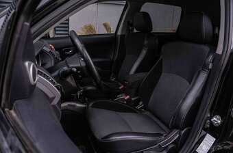 Mitsubishi Outlander 2.2 DI-D - 9