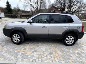 Hyundai Tucson 2.0 + LPG - 9