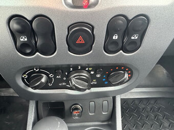 Dacia Duster 1.6 16V 4x2 AKONTACIA OD 0% - 9