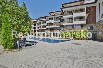 Prodej zařízeného apartmánu 2+kk s výhledem na moře Elenite - 9