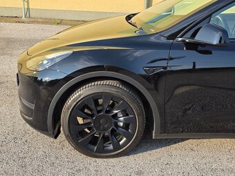 TESLA MODEL Y FACELIFT BLACK LONG RANGE,DUAL MOTOR - 9
