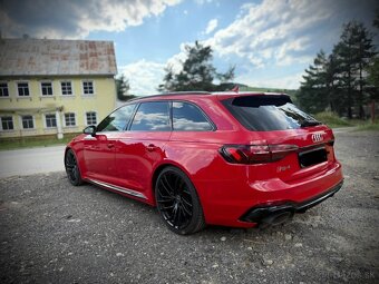 Audi RS4 COMPETITION MATRIX VIRTUAL Red/Black - 9