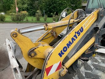 Komatsu WA80M-8E0 - Kolesový nakladač - 9