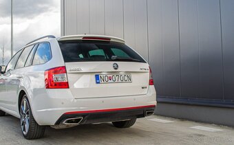 Škoda Octavia 3 Combi 2.0 TDI DPF RS - 9