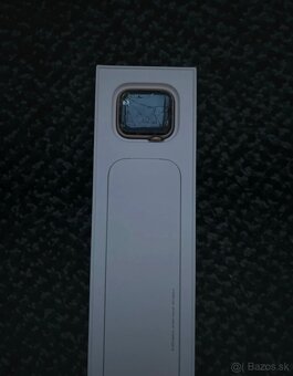 Predám hodinky apple watch SE2020 40mm - 9