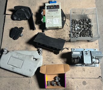 Vsetko komplet za 100e Ford Mondeo MK4 - 9