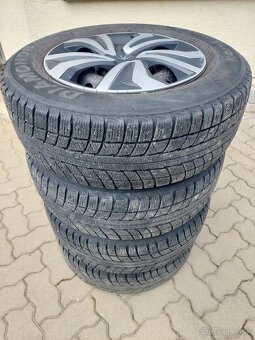 Predám Nissan Qashqai 2,0 benzín 4x4 TECNA - 9