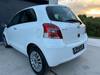 Toyota Yaris 1.0 Cool Edition - 9