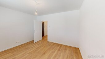 MEGA LETNÁ AKCIA ZĽAVA 5000€ na každý 2 - izbový byt s - 9