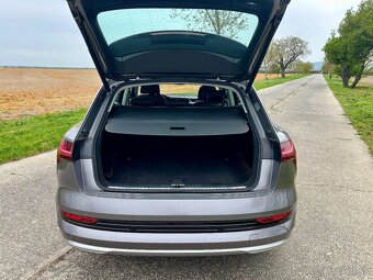 Elektromobil Audi E-Tron 50 Quattro 71kWh záruka DPH - 9