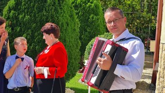 Harmonikár, akordeonista, živá hudba - 9