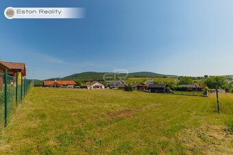 Predaj stavebný pozemok 1394 m2, Podhorany - 9