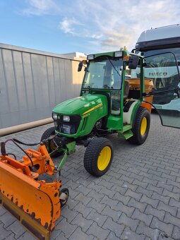 JOHN DEERE malotraktor, zimní údržba, 4x4 - 9