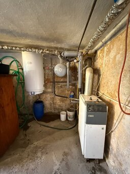 PREDAJ - RODINNÝ DOM - JEDĽOVÉ KOSTOĽANY - 9