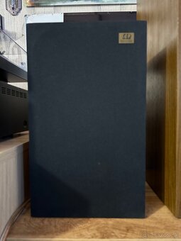 Monitor Audio - 9