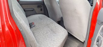 Nissan Navara 2.5 TDi Double Cab- NÁJAZD 187.000KM-7290.-EUR - 9