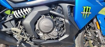 CFMOTO 650GT Prémium. - 9