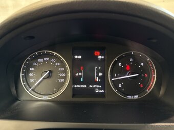 Land rover freelander 2,2TD4 110kw r. 2013 - 9