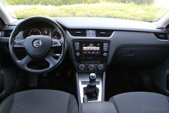 Škoda Octavia combi 1.6 TDI - 9