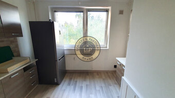 PREDAJ: 3 izbový byt 68 m2 + loggia ul. L. Svobodu - 9