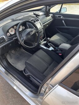 Peugeot 407 - 9