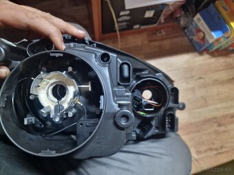 Originál svetlomet VW golf 5 - 9
