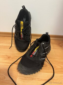 Topánky - 13 párov - 9